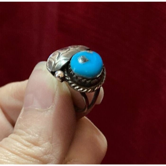 Vintage Silver Tone Turquoise Ring Size 4 Navajo Native American Leaf Rope Trim