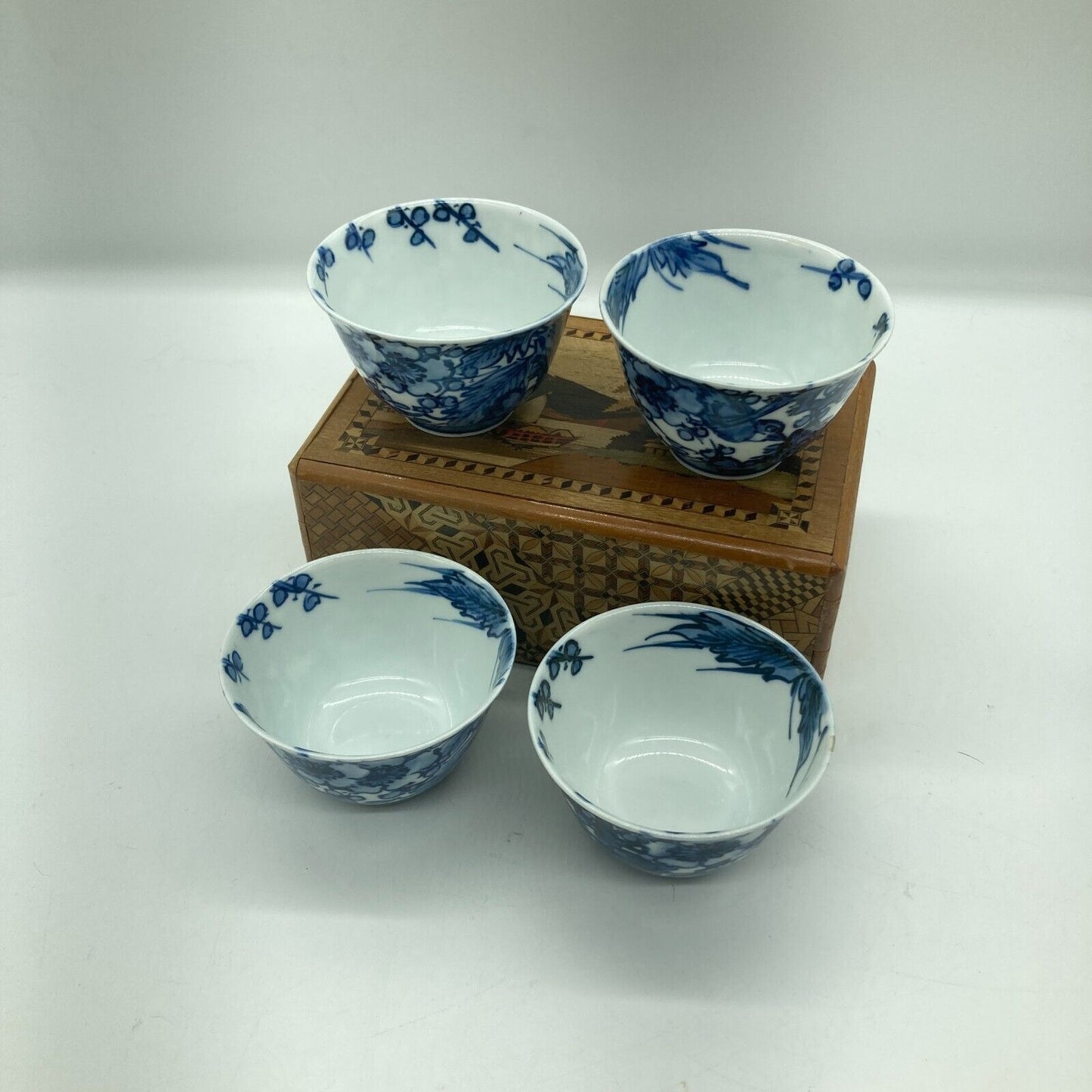 Japanese Side Handle Teapot Yokode Kyusu & 4 Teacups Yunomi Blue & White Floral