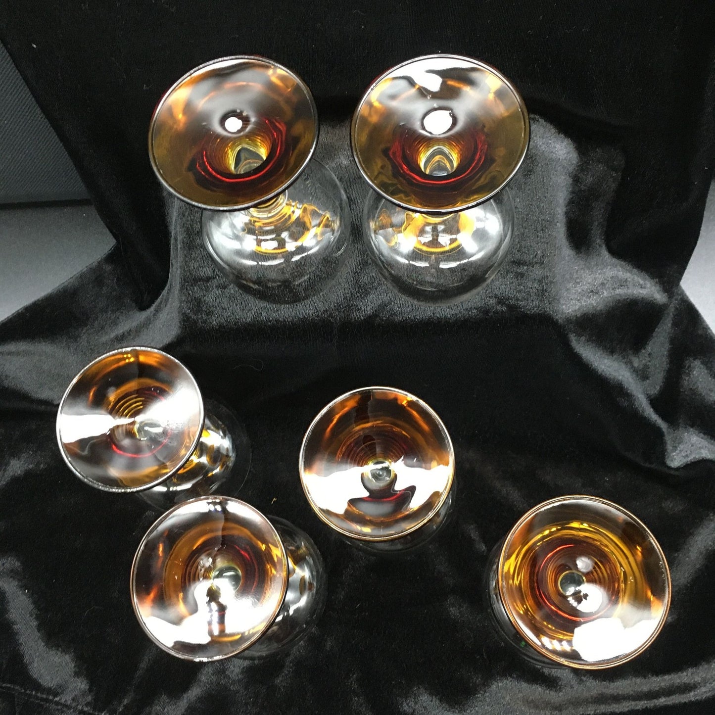 Bee Hive Stemmed Wine Glasses, Mid Century Modern Barware, Set of 6 Wine Glasses, Honey Amber Stemware, Dinner Party Drink Glass, Entertain