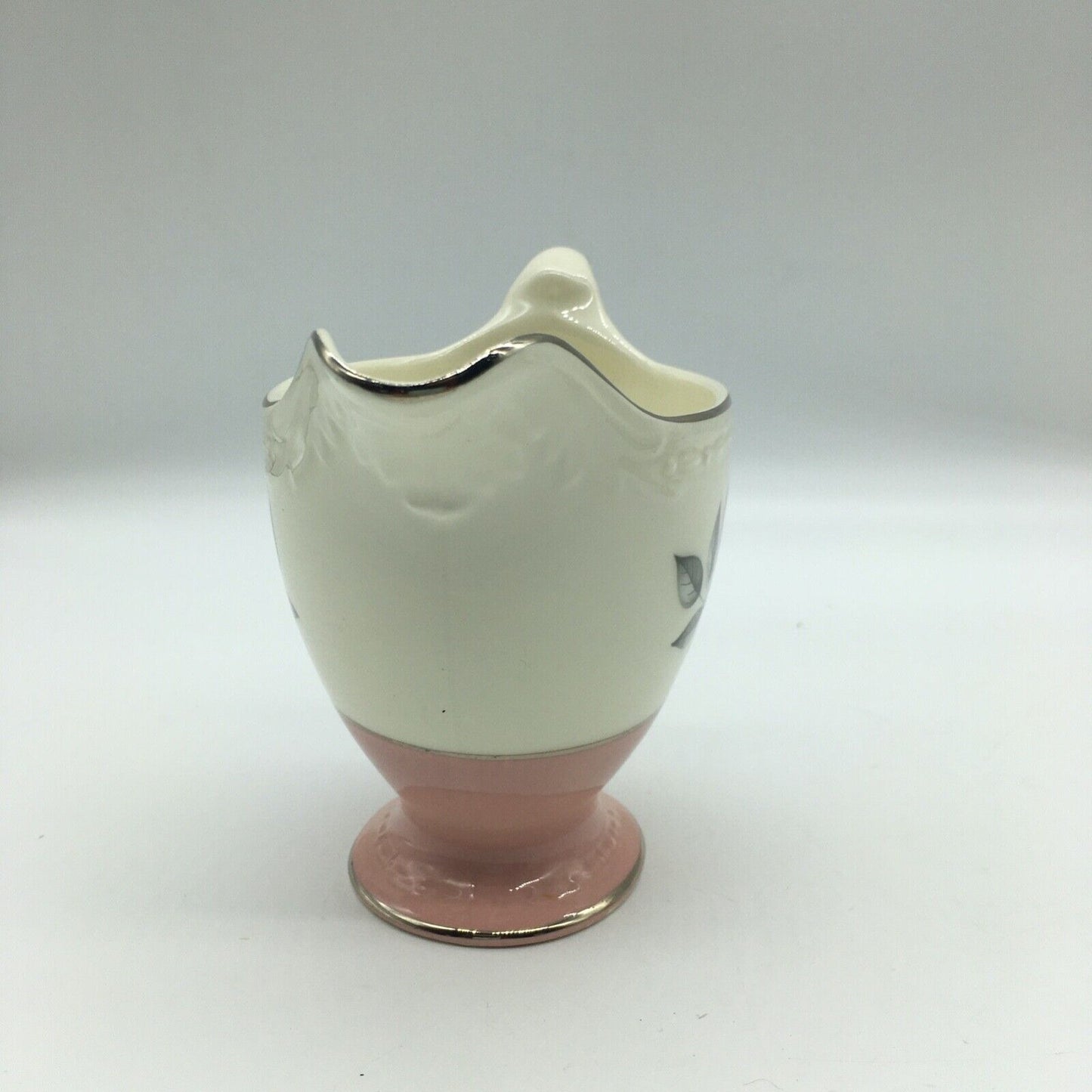 Cunningham & Pickett Inc Berry Bowls with Cream & Lidded Sugar Norway Rose Ohio