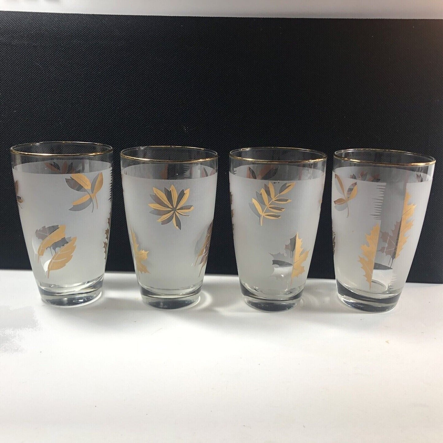 Libbey Gold Trim Frosted Gold Leaf 10 oz Set of 4 Glasses Vintage MCM Barware