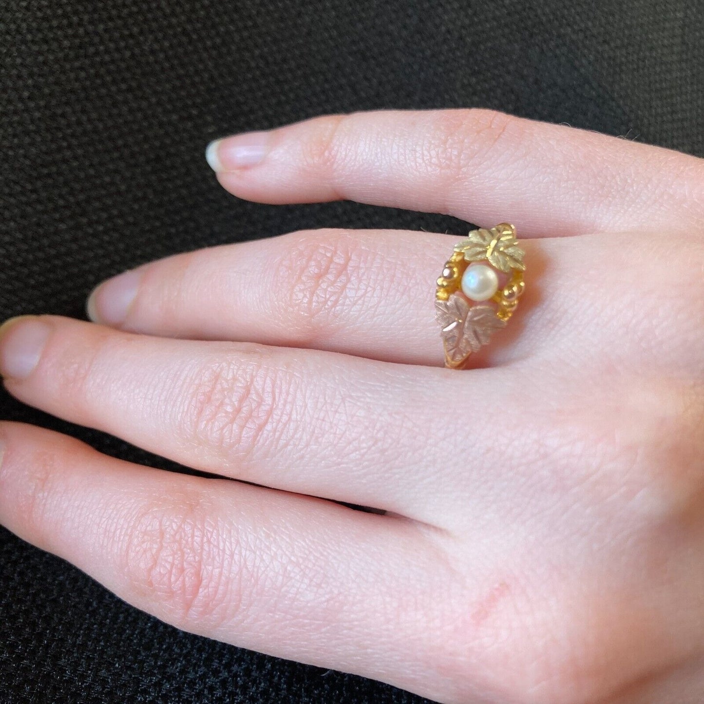 Vintage Black Hills Gold Ring 10K Size 8.5 Leaves & Natural White Pearl USA Made