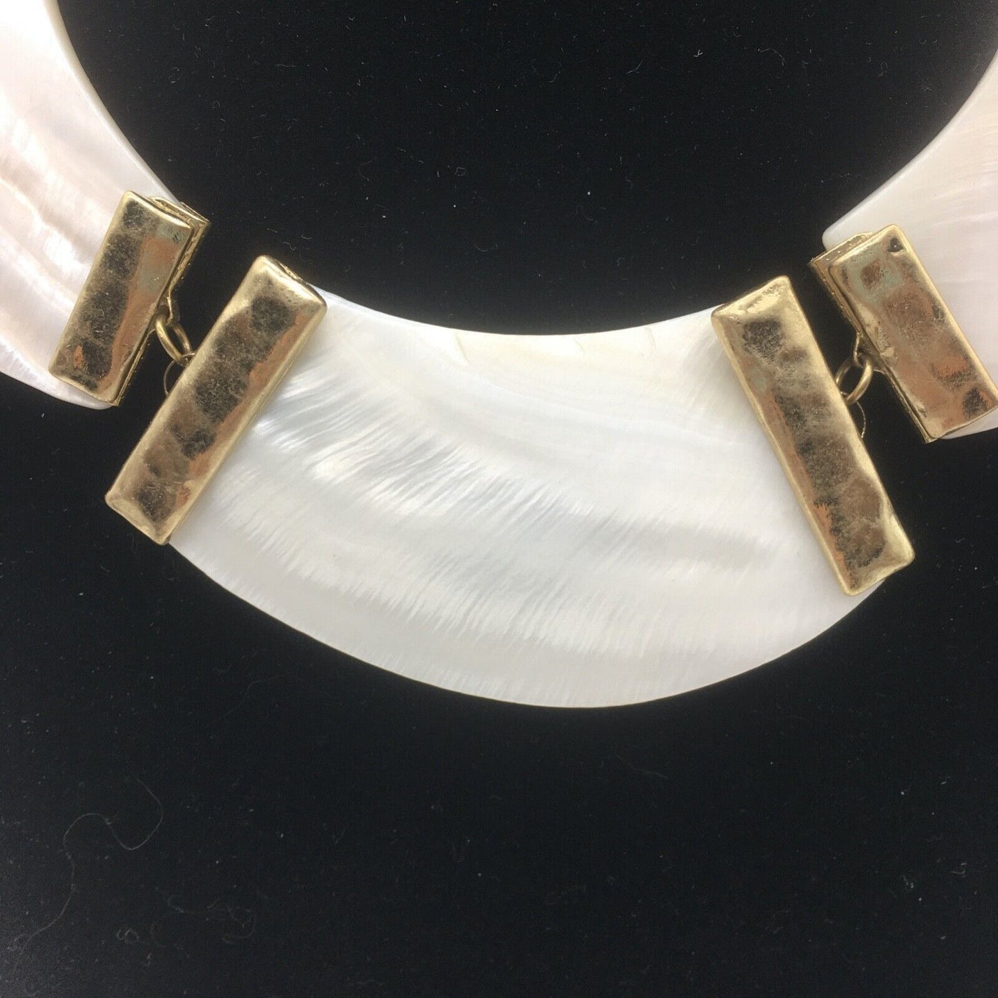 Vintage Shell Statement Necklace Gold Tone Metal Double Chain Lobster Claw Close
