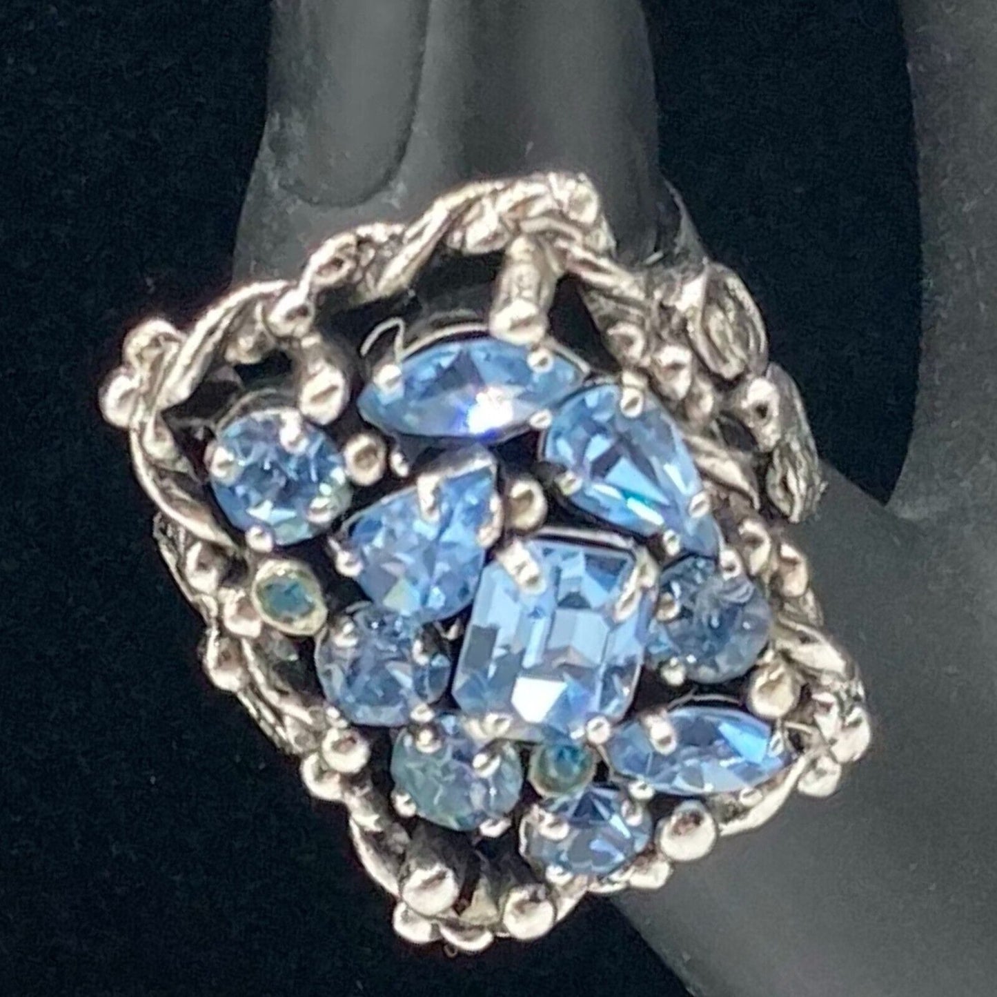 Barclay Cocktail Ring Fashion Jewelry Unbranded Clip on Earrings Blue Rhinestone