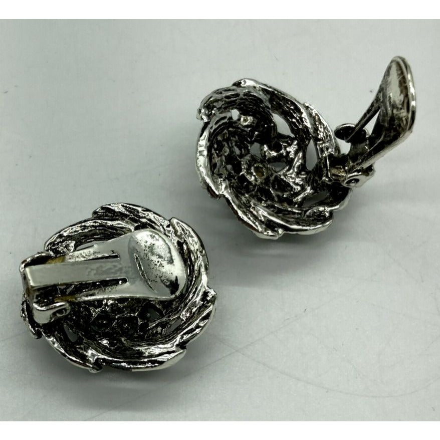Barclay Cocktail Ring Fashion Jewelry Unbranded Clip on Earrings Blue Rhinestone