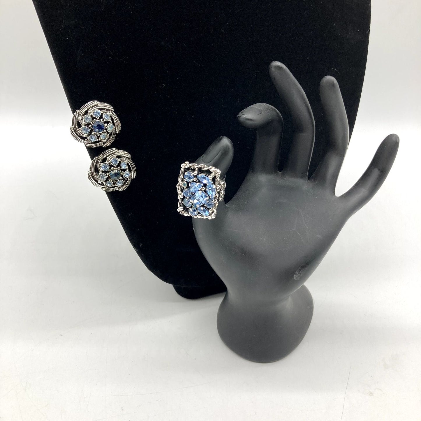 Barclay Cocktail Ring Fashion Jewelry Unbranded Clip on Earrings Blue Rhinestone