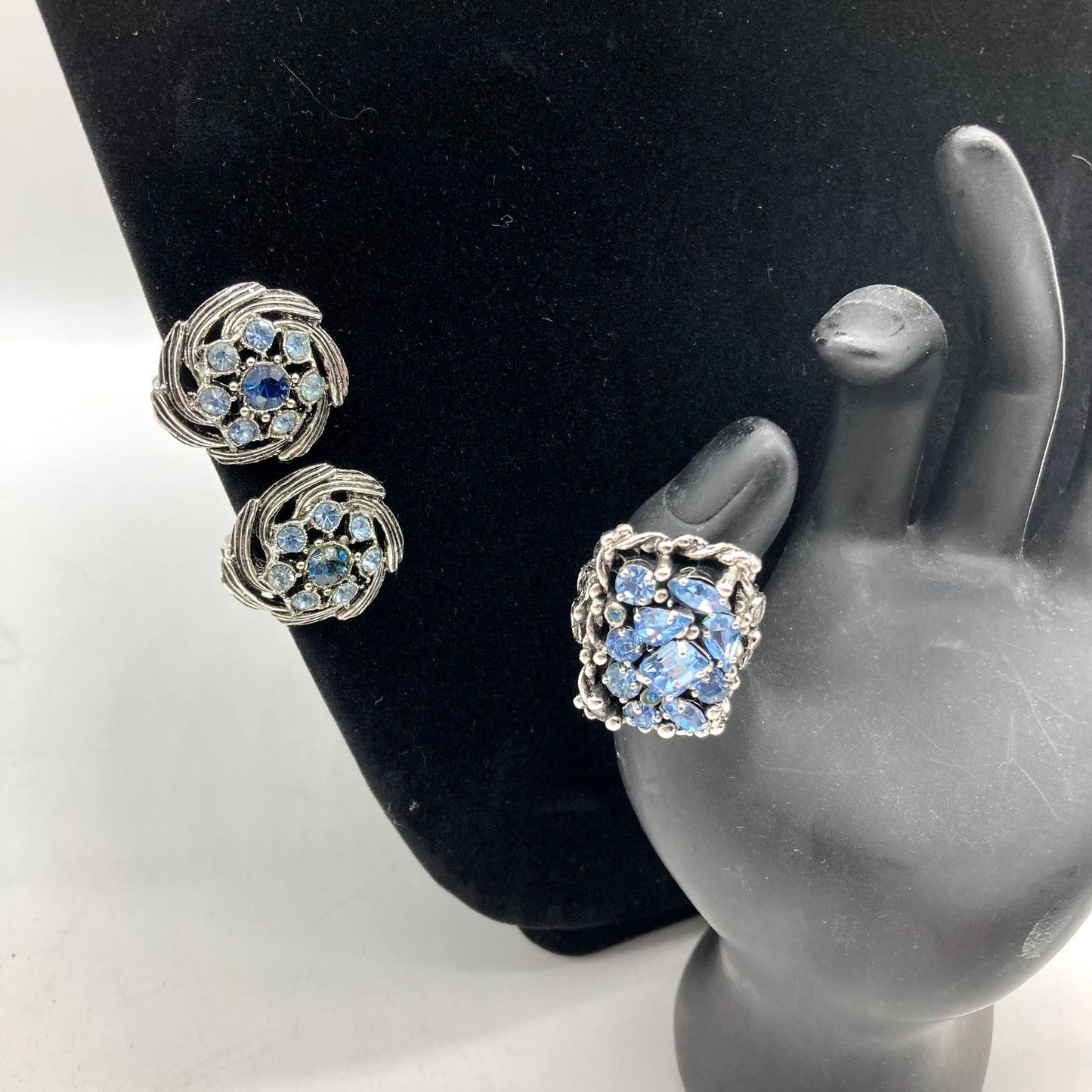 Barclay Cocktail Ring Fashion Jewelry Unbranded Clip on Earrings Blue Rhinestone