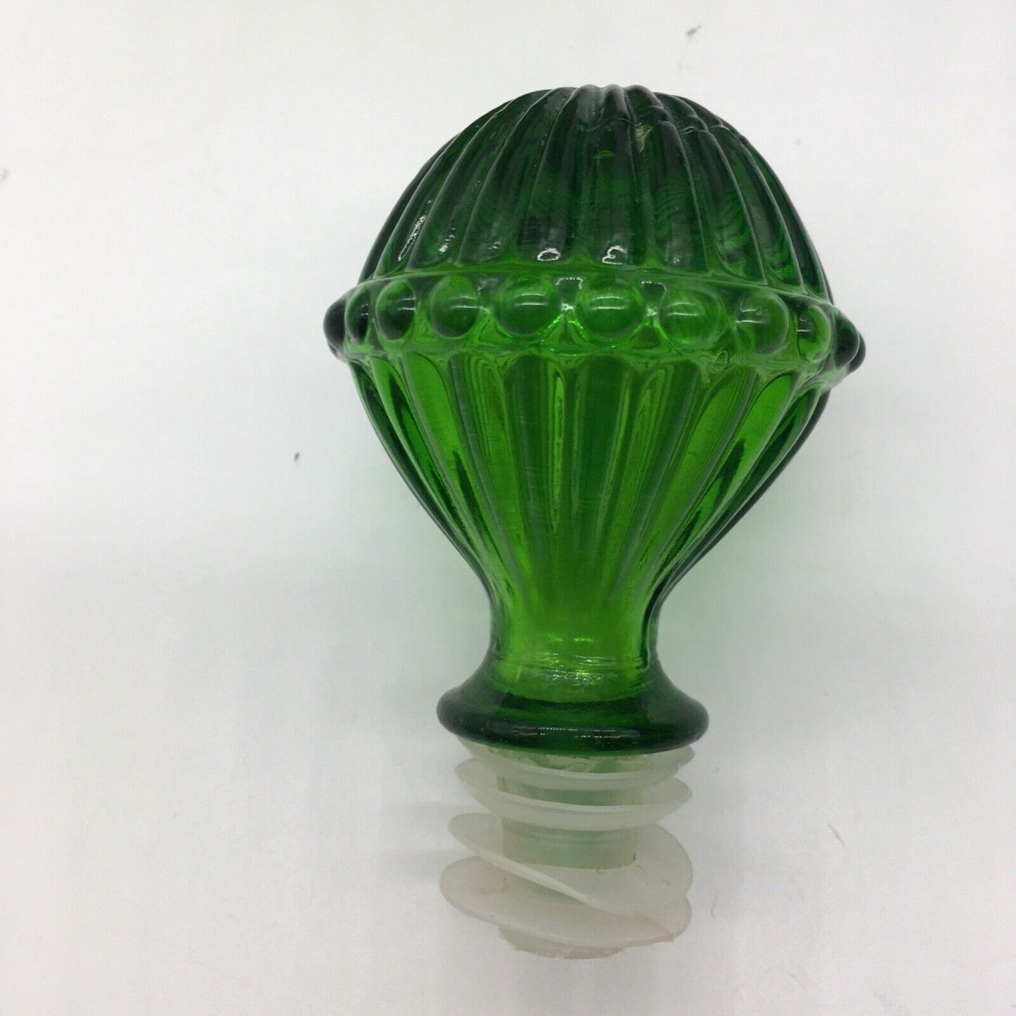 Imperial Emerald Green Glass Grapes Decanter Vintage Dimensional Design Stopper