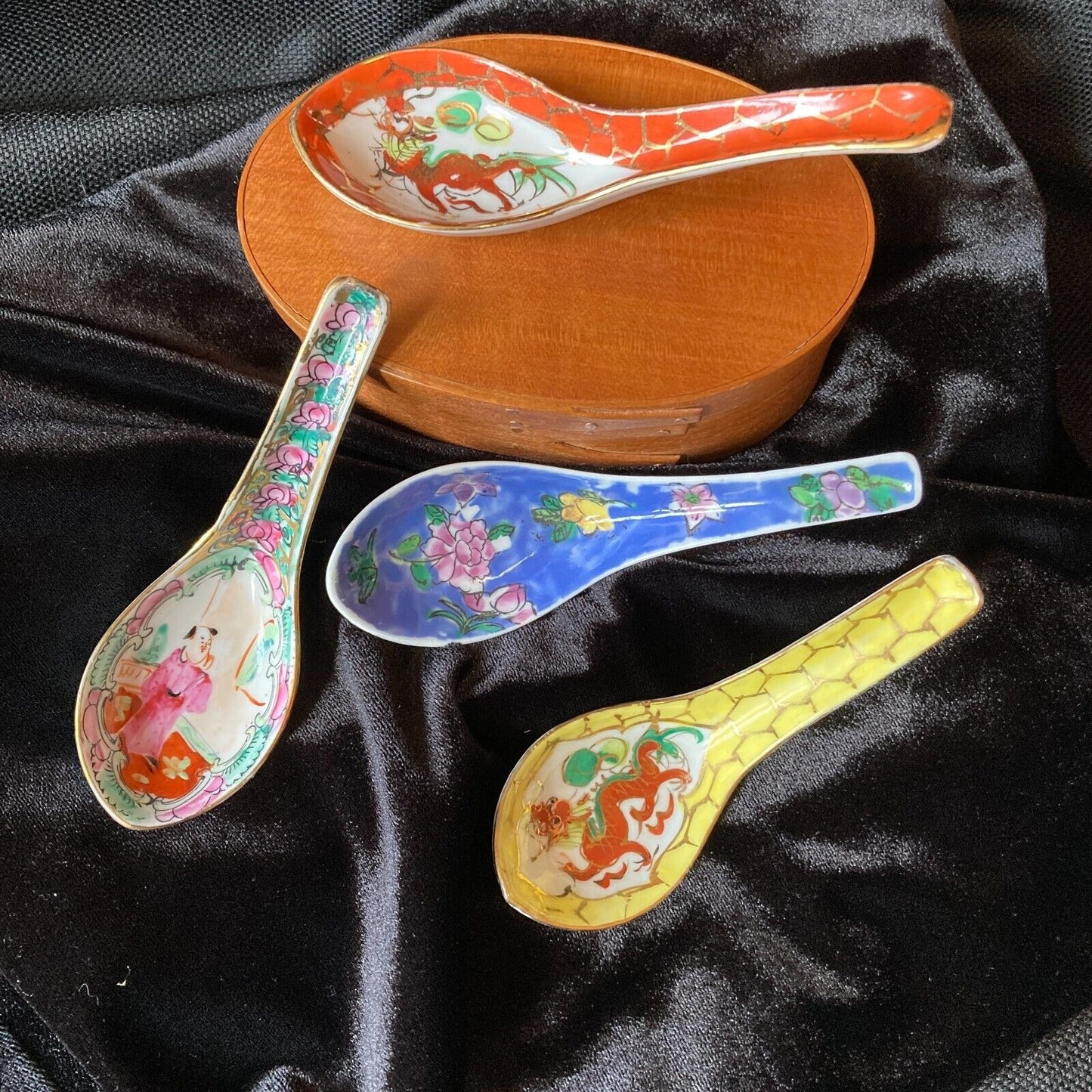 Asian Soup Spoons Lot of 4 Vintage Chinese Dragons Gold Trim Floral Famille Rose