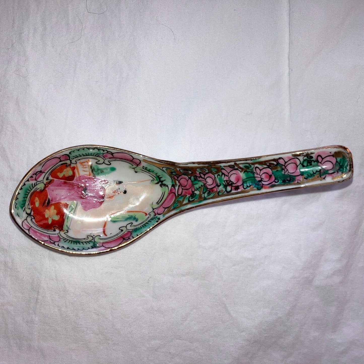Asian Soup Spoons Lot of 4 Vintage Chinese Dragons Gold Trim Floral Famille Rose