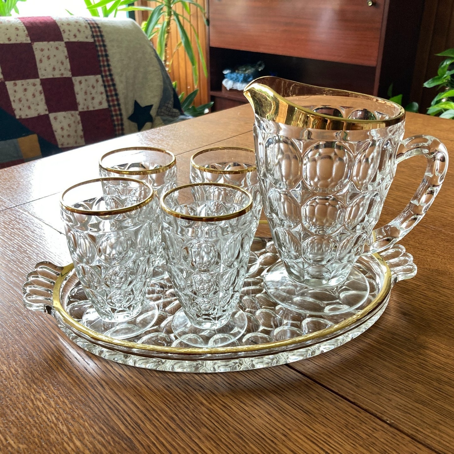 Jeannette Glass Thumbprint 6-Piece Beverage Set Pitcher 4 Footed Tumblers Tray 22K Gold Trim MCM USA