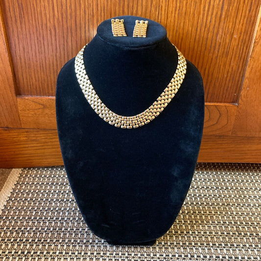 Vintage 18" Necklace Post Earring Set Wide Brick Work Chain Gold Tone Unbranded