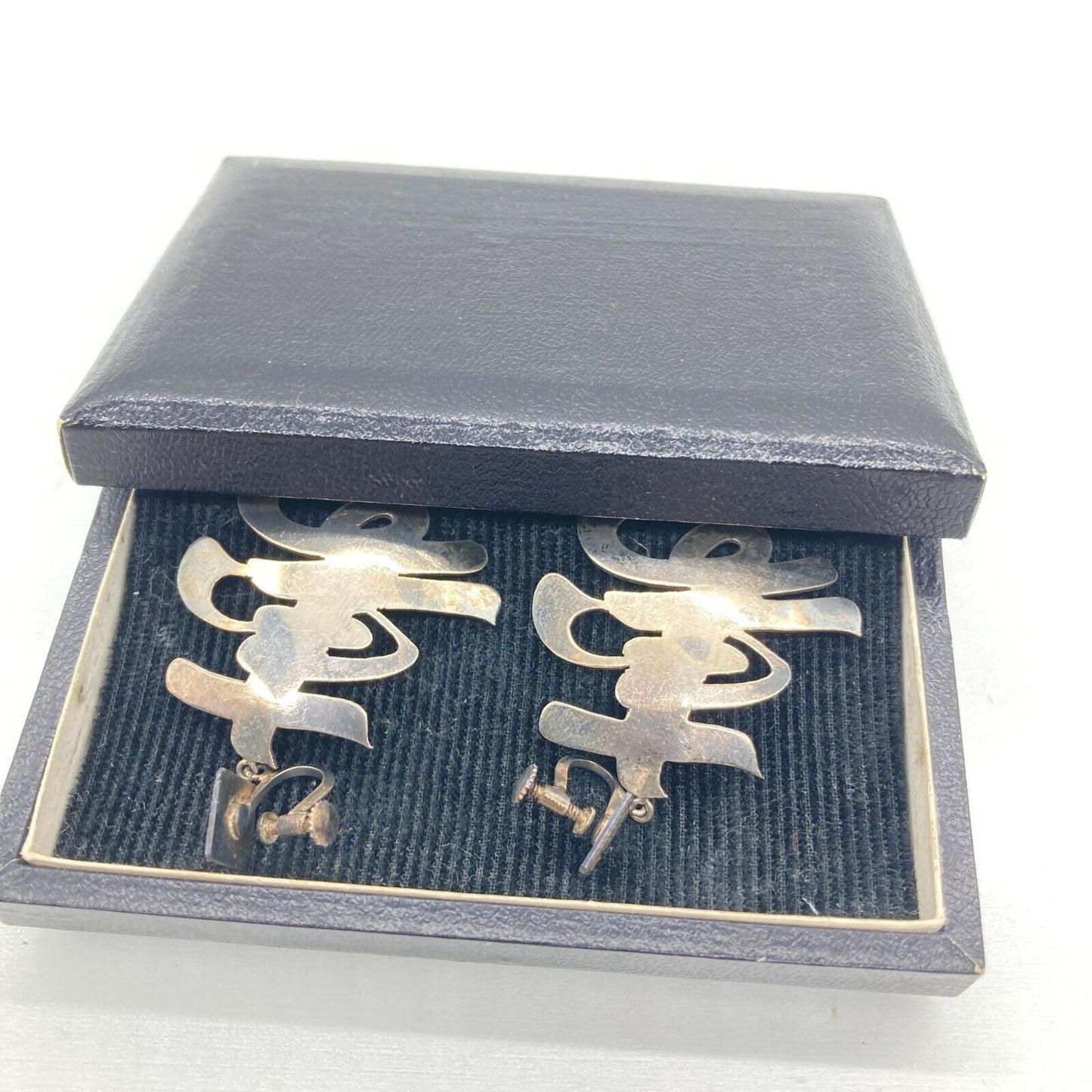 VTG Asian Character 950 Purity Silver Screw Back Earrings Original Hinged Box