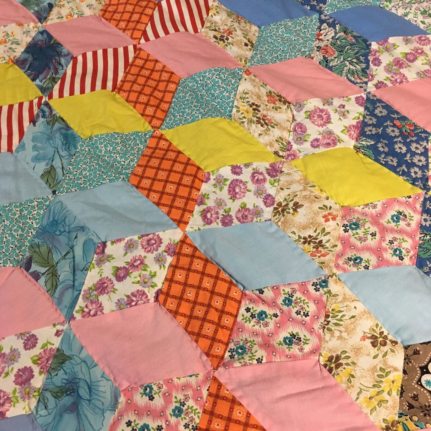 Vintage Hand-Sewn Tumbling Star Blocks Optical Illusion Quilt 94"L x 78"W Queen Blue Floral Estate