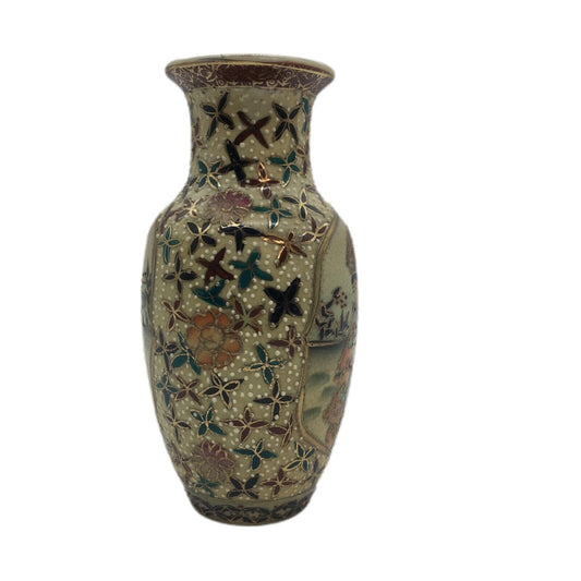 Satsuma Vase HandPainted Moriage White Dot Texture Gold Detail Depict Asian Lady