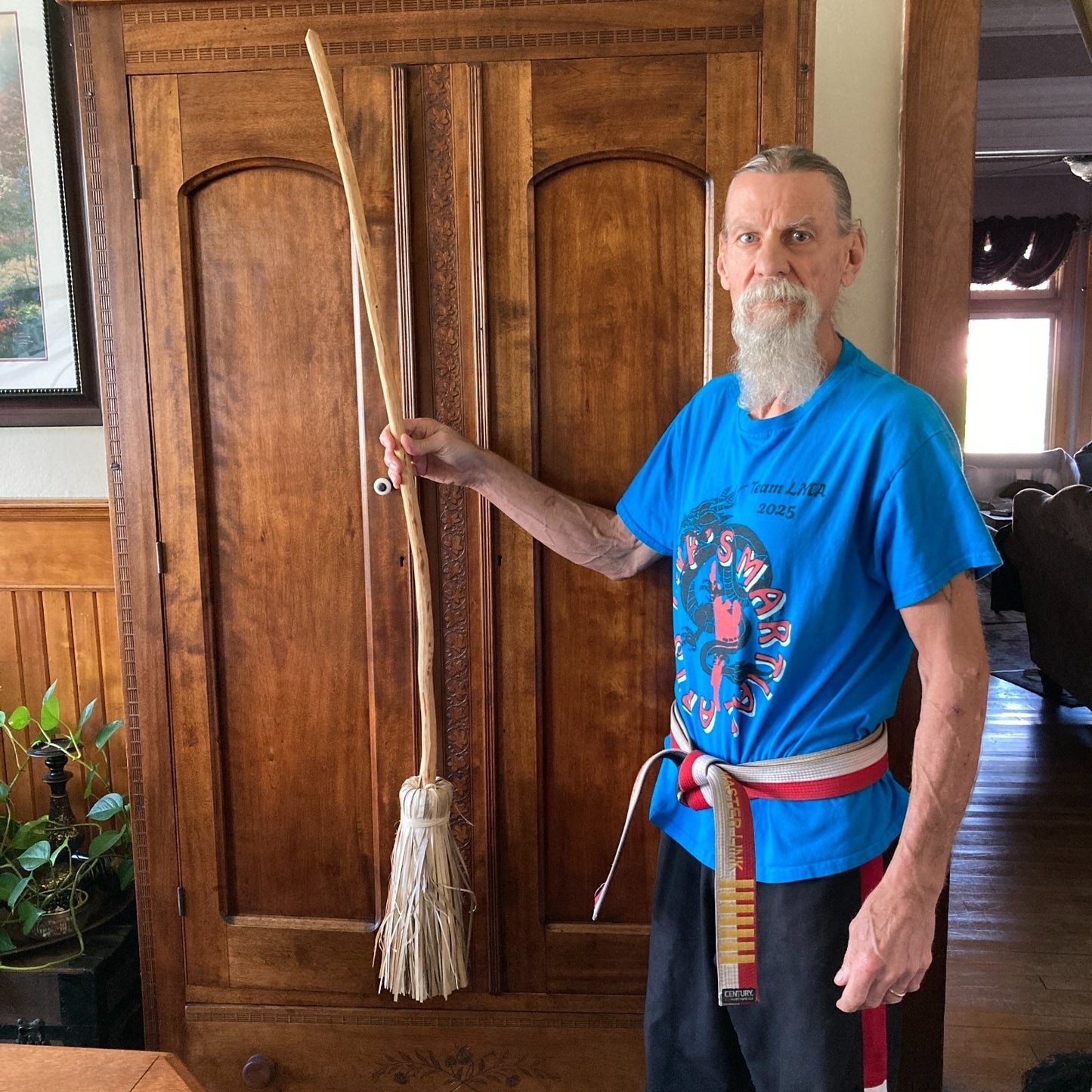 Folk Art Handmade Broom Natural Fiber Bristles Wood Handle Halloween Autumn Home