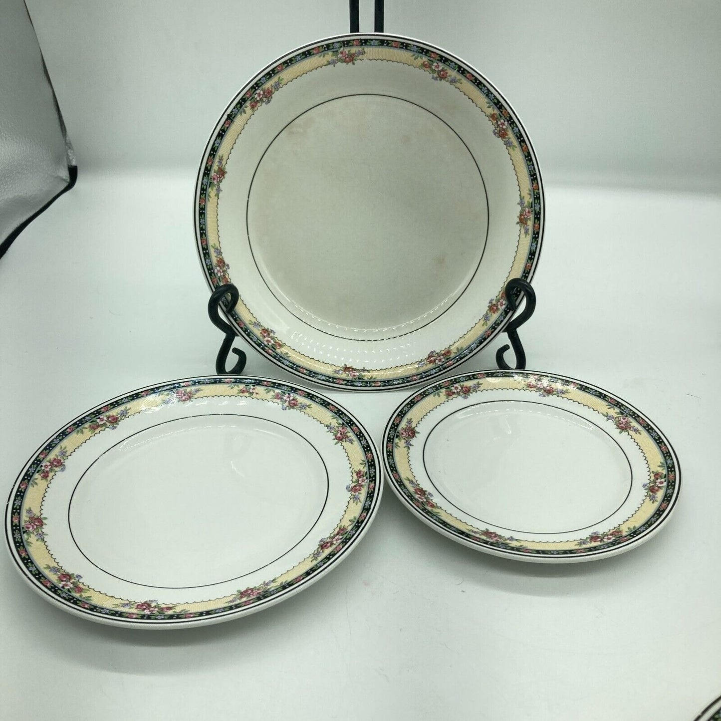 Homer Laughlin L5N USA Two Settings Salad Dessert Soup Bowl Kwaker Flora Antique