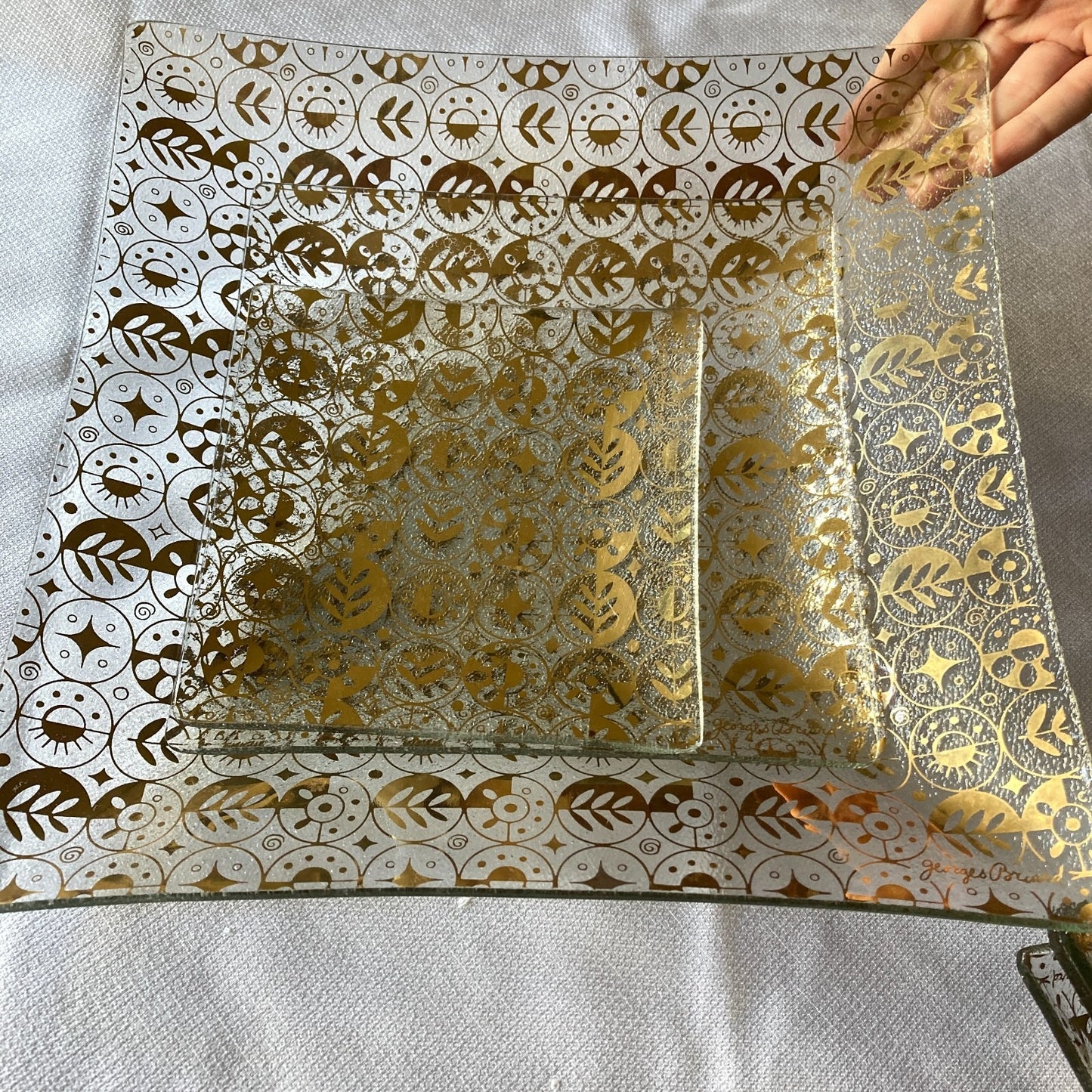 Georges Briard Tray Set 6 Mid Century Modern Circles Textured Glass Gold Pattern