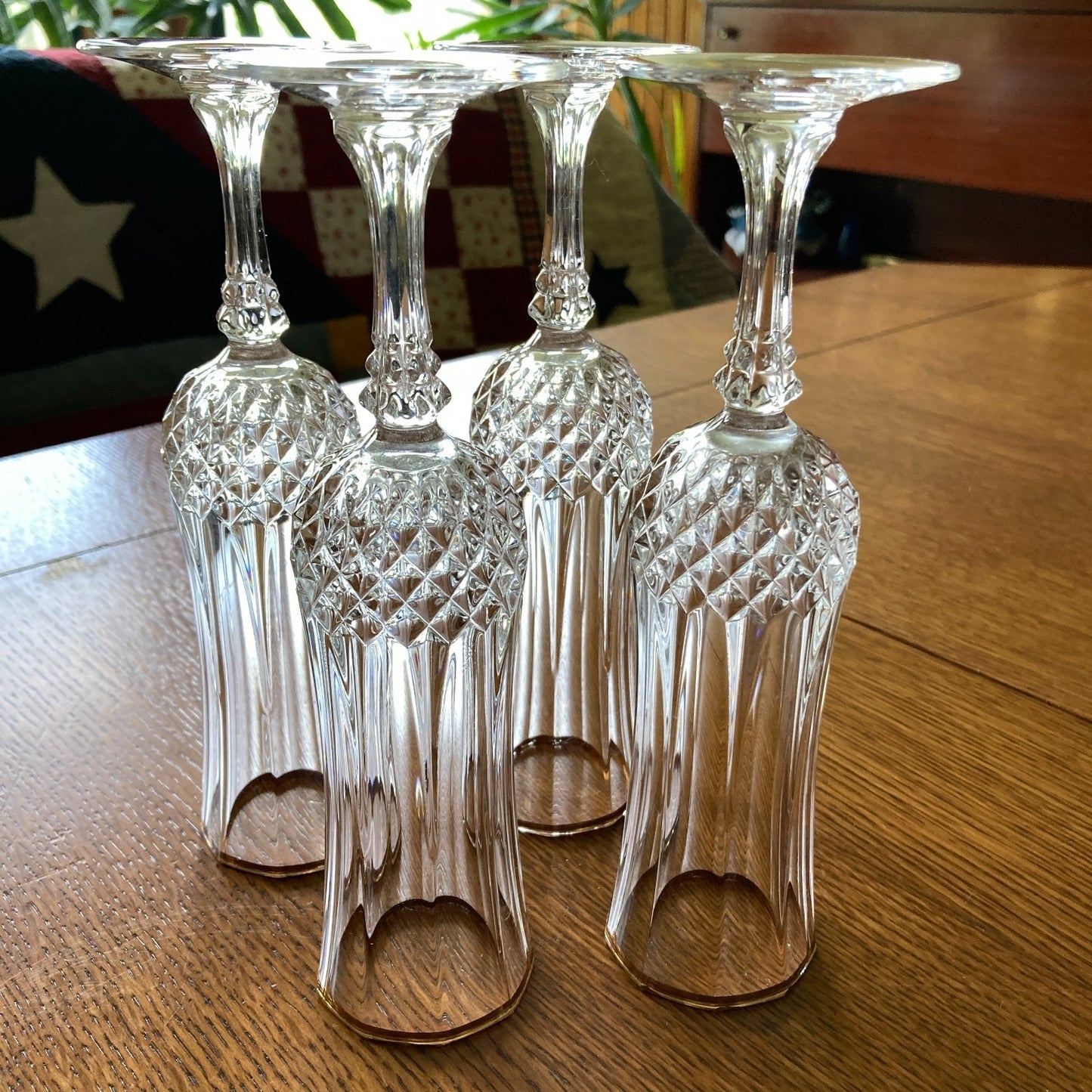 Crystal Champagne Flutes Set of 4 Gold Rims Special Occasion Vintage Bar Ware