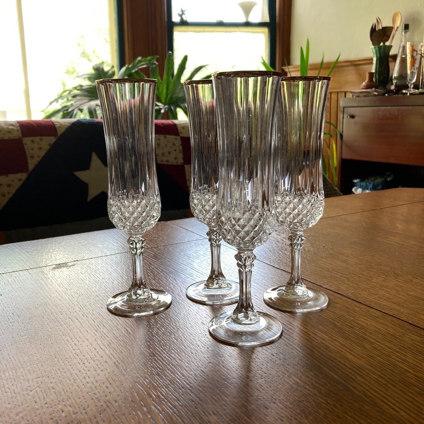 Crystal Champagne Flutes Set of 4 Gold Rims Special Occasion Vintage Bar Ware