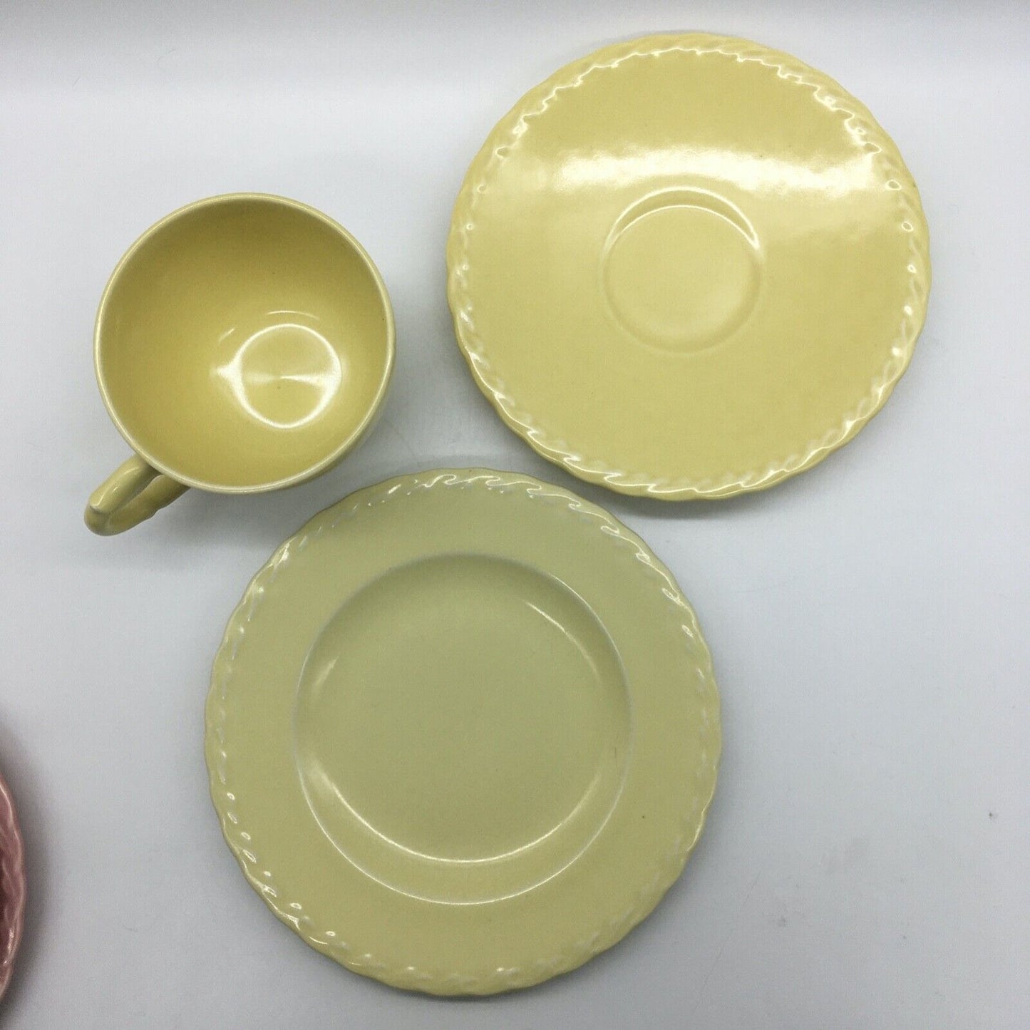 Vernon Kilns Native California Pastel Cup Saucer Dessert Plate Set Trios VTG 40s Cottage Core
