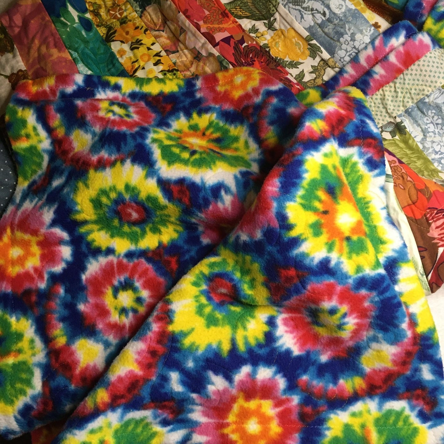 Striped Patchwork Quilt 47in. x 94in. Tie-Dye Fleece Blanket Backing Fall Autumn Winter Warm Handmade Vintage