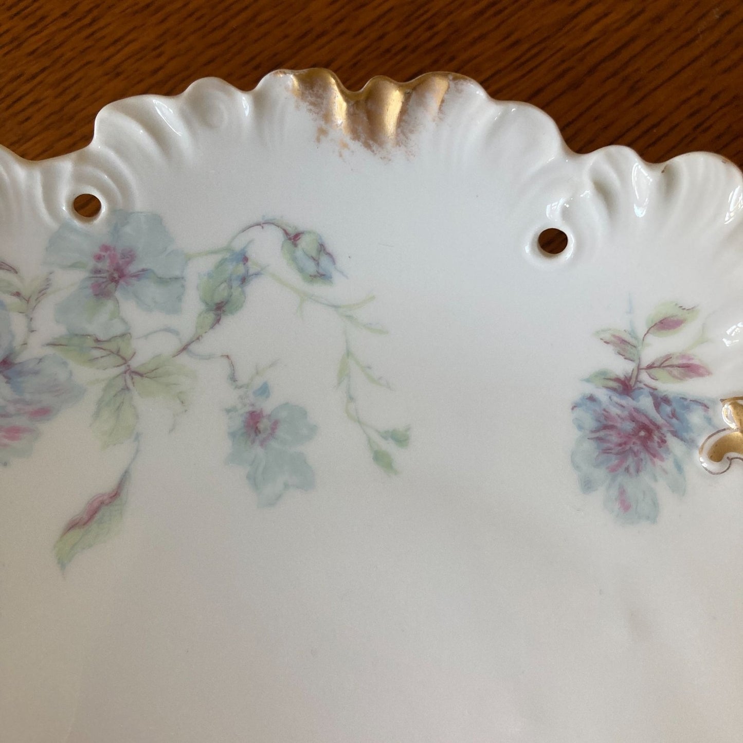Haviland Limoges France Porcelain Bowl With Floral Design & Gold Accents