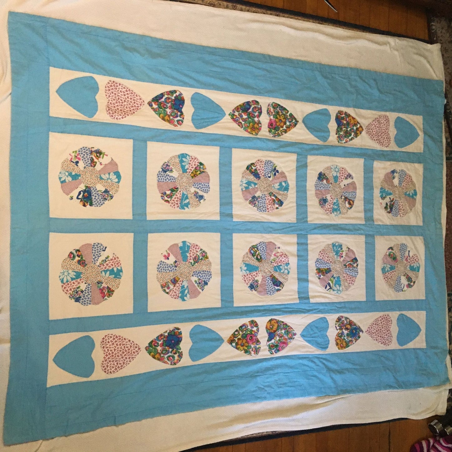 Vintage Hand-Sewn Hearts & Dresden Plate Quilt 59"x80" Blue White Floral Collector Piece