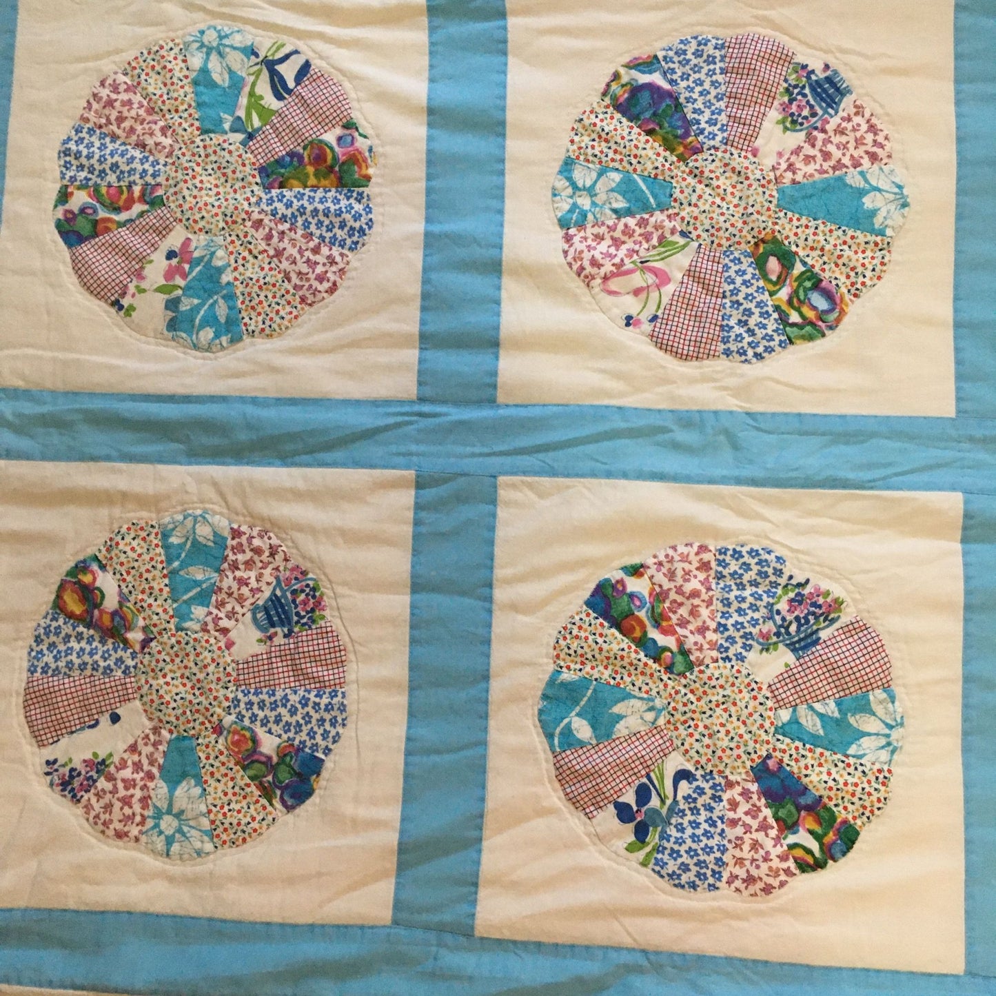 Vintage Hand-Sewn Hearts & Dresden Plate Quilt 59"x80" Blue White Floral Collector Piece