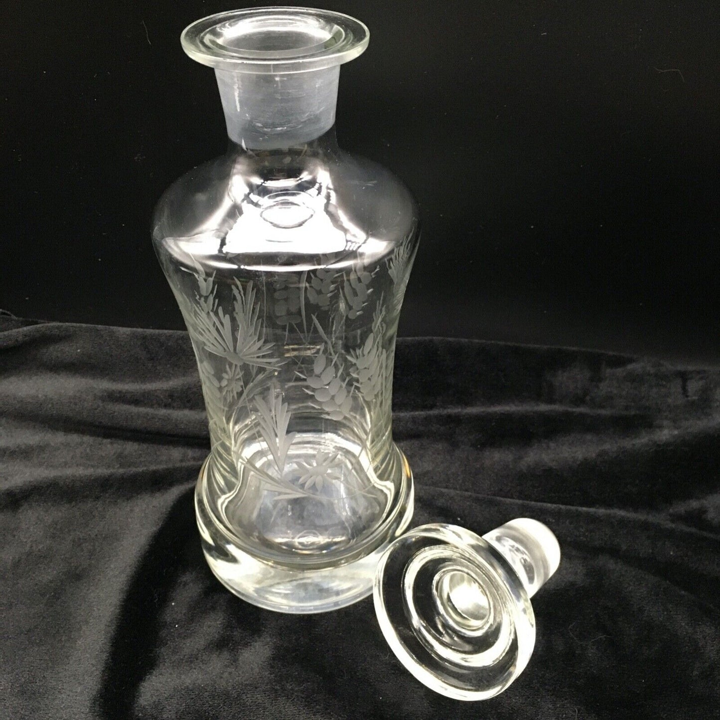Vintage Barware 11" Decanter Etched Floral Design Clear Glass Original Stopper