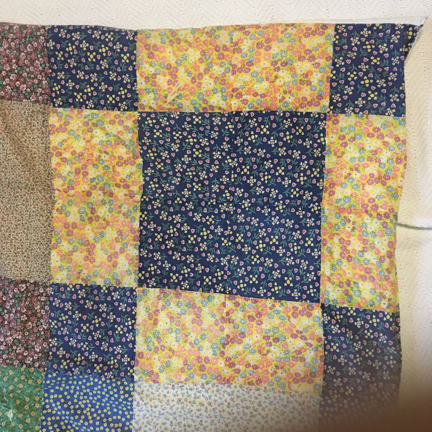 Vintage 1970s Ditzy Floral Block Quilt 61"x61" Yarn Tufted Patchwork Square
