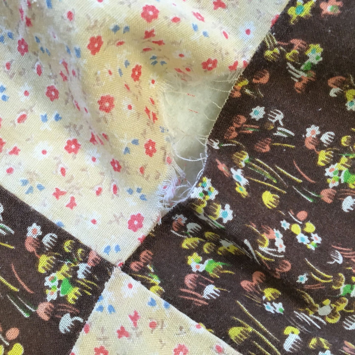 Vintage 1970s Ditzy Floral Block Quilt 61"x61" Yarn Tufted Patchwork Square